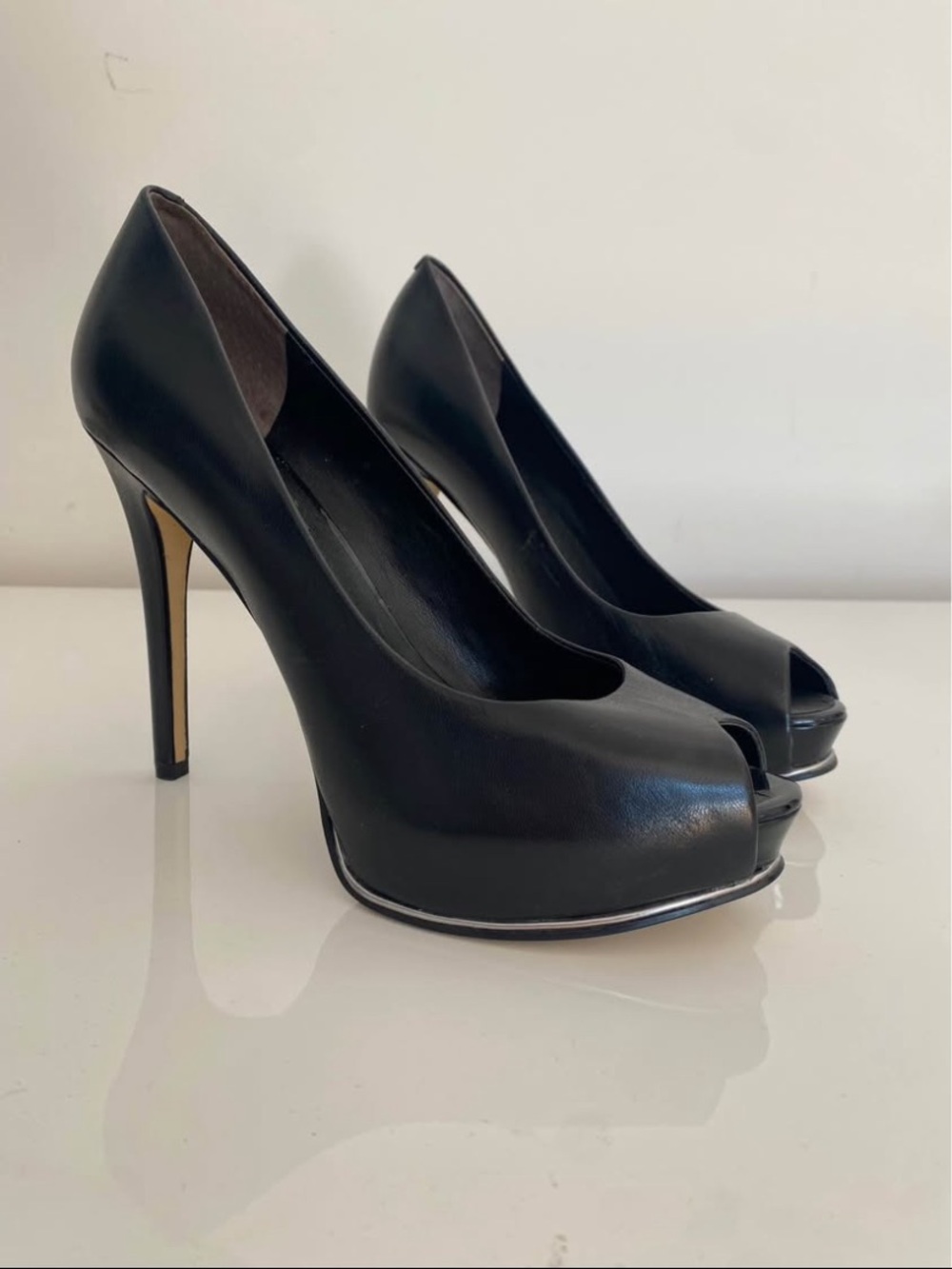 Guess Black Leather Peep-Toe High Heel Pumps